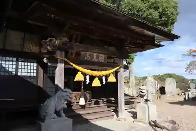 長屋神社の本殿・本堂
