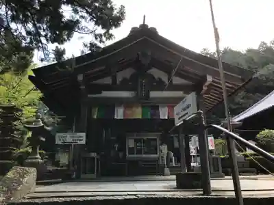 白峯寺の本殿・本堂