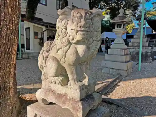 深川神社の狛犬