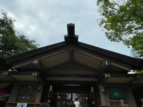 東郷神社の{uncategorized: "未分類", other: "その他", undefined: "問題あり", building: "その他建物", grave: "お墓", sacred_gate: "鳥居", guardian: "狛犬", statue: "像", buddha: "仏像", history: "歴史", nature: "自然", garden: "庭園", animal: "動物", pagoda: "塔", temizu: "手水舎", mountain_gate: "山門・神門", sanctuary: "本殿・本堂", subordinate: "末社・摂社", art: "芸術", scenery: "景色", jizo: "地蔵", ema: "絵馬", goshuin: "御朱印", omikuji: "おみくじ", items: "授与品その他", amulet: "お守り", goshuincho: "御朱印帳", eats: "食事", festival: "お祭り", votive_dance: "神楽", shichigosan: "七五三参", wedding: "結婚式", experience: "体験その他", initially: "初詣", around: "周辺", anti_infection: "感染症対策"}