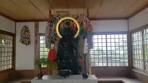 西教寺の仏像