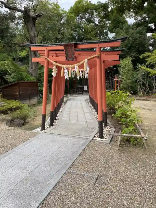 辛國神社の末社・摂社