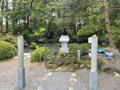 穂高神社嶺宮遥拝社(穂高神社)の末社・摂社