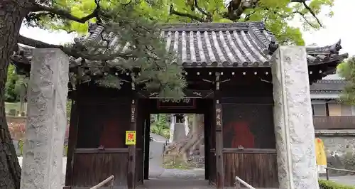 栖光院の山門・神門