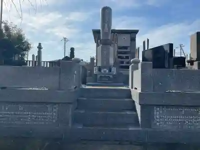 伝法寺の{uncategorized: "未分類", other: "その他", undefined: "問題あり", building: "その他建物", grave: "お墓", sacred_gate: "鳥居", guardian: "狛犬", statue: "像", buddha: "仏像", history: "歴史", nature: "自然", garden: "庭園", animal: "動物", pagoda: "塔", temizu: "手水舎", mountain_gate: "山門・神門", sanctuary: "本殿・本堂", subordinate: "末社・摂社", art: "芸術", scenery: "景色", jizo: "地蔵", ema: "絵馬", goshuin: "御朱印", omikuji: "おみくじ", items: "授与品その他", amulet: "お守り", goshuincho: "御朱印帳", eats: "食事", festival: "お祭り", votive_dance: "神楽", shichigosan: "七五三参", wedding: "結婚式", experience: "体験その他", initially: "初詣", around: "周辺", anti_infection: "感染症対策"}