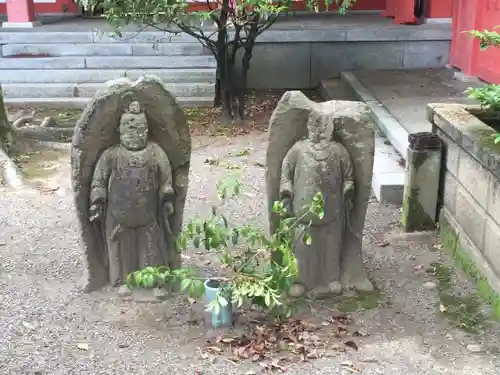 宮崎八幡宮の像