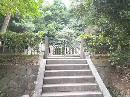 能褒野神社の建物その他