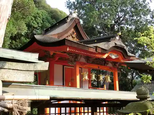 日根神社の本殿