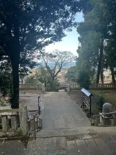 紀伊神社の{uncategorized: "未分類", other: "その他", undefined: "問題あり", building: "その他建物", grave: "お墓", sacred_gate: "鳥居", guardian: "狛犬", statue: "像", buddha: "仏像", history: "歴史", nature: "自然", garden: "庭園", animal: "動物", pagoda: "塔", temizu: "手水舎", mountain_gate: "山門・神門", sanctuary: "本殿・本堂", subordinate: "末社・摂社", art: "芸術", scenery: "景色", jizo: "地蔵", ema: "絵馬", goshuin: "御朱印", omikuji: "おみくじ", items: "授与品その他", amulet: "お守り", goshuincho: "御朱印帳", eats: "食事", festival: "お祭り", votive_dance: "神楽", shichigosan: "七五三参", wedding: "結婚式", experience: "体験その他", initially: "初詣", around: "周辺", anti_infection: "感染症対策"}