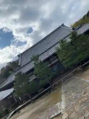 洞春寺の本殿・本堂