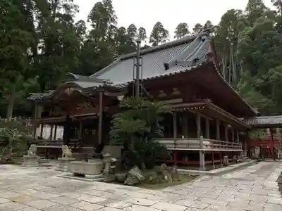 本漸寺の本殿
