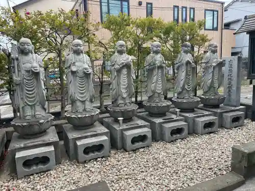 浄心寺の{uncategorized: "未分類", other: "その他", undefined: "問題あり", building: "その他建物", grave: "お墓", sacred_gate: "鳥居", guardian: "狛犬", statue: "像", buddha: "仏像", history: "歴史", nature: "自然", garden: "庭園", animal: "動物", pagoda: "塔", temizu: "手水舎", mountain_gate: "山門・神門", sanctuary: "本殿・本堂", subordinate: "末社・摂社", art: "芸術", scenery: "景色", jizo: "地蔵", ema: "絵馬", goshuin: "御朱印", omikuji: "おみくじ", items: "授与品その他", amulet: "お守り", goshuincho: "御朱印帳", eats: "食事", festival: "お祭り", votive_dance: "神楽", shichigosan: "七五三参", wedding: "結婚式", experience: "体験その他", initially: "初詣", around: "周辺", anti_infection: "感染症対策"}