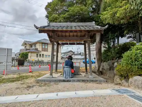 八幡社（土橋町）の手水舎