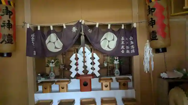 塩見神社の本殿・本堂