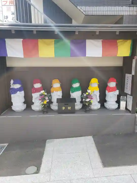 佛願寺 横浜別院の地蔵