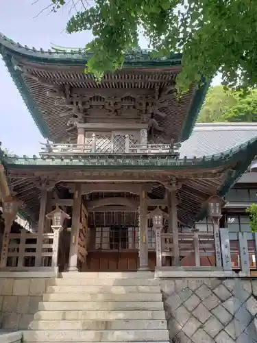 甲宗八幡宮の建物その他