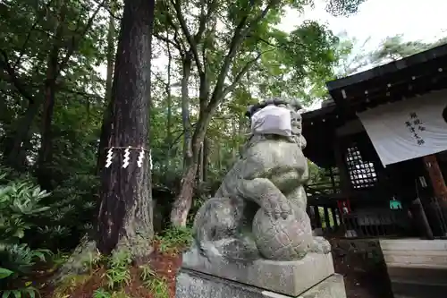 白根神社の狛犬