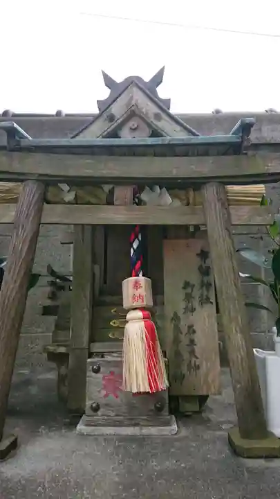 加太春日神社の末社・摂社