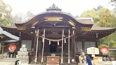 武田神社の本殿・本堂
