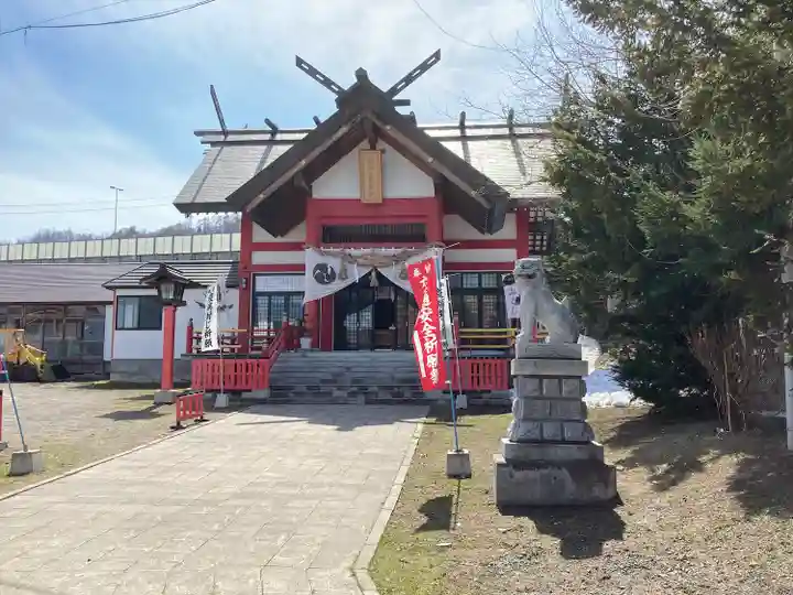 潮見ヶ岡神社の本殿・本堂