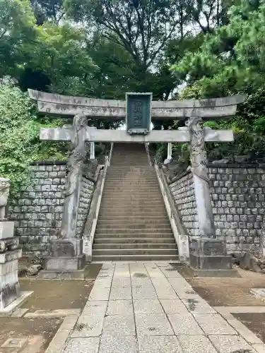 品川神社の{uncategorized: "未分類", other: "その他", undefined: "問題あり", building: "その他建物", grave: "お墓", sacred_gate: "鳥居", guardian: "狛犬", statue: "像", buddha: "仏像", history: "歴史", nature: "自然", garden: "庭園", animal: "動物", pagoda: "塔", temizu: "手水舎", mountain_gate: "山門・神門", sanctuary: "本殿・本堂", subordinate: "末社・摂社", art: "芸術", scenery: "景色", jizo: "地蔵", ema: "絵馬", goshuin: "御朱印", omikuji: "おみくじ", items: "授与品その他", amulet: "お守り", goshuincho: "御朱印帳", eats: "食事", festival: "お祭り", votive_dance: "神楽", shichigosan: "七五三参", wedding: "結婚式", experience: "体験その他", initially: "初詣", around: "周辺", anti_infection: "感染症対策"}