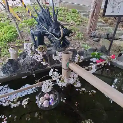 虻田神社の手水舎