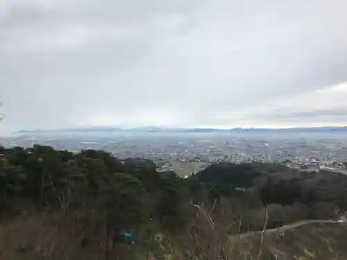 春日山神社の景色