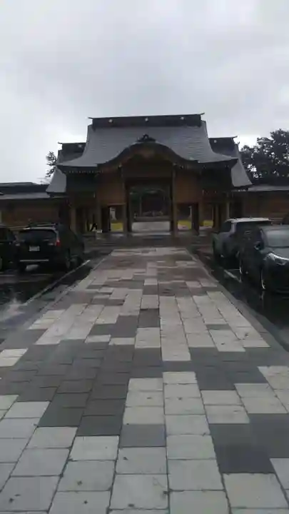 新潟縣護國神社の山門・神門