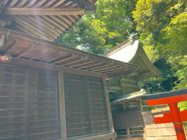 御霊神社の{uncategorized: "未分類", other: "その他", undefined: "問題あり", building: "その他建物", grave: "お墓", sacred_gate: "鳥居", guardian: "狛犬", statue: "像", buddha: "仏像", history: "歴史", nature: "自然", garden: "庭園", animal: "動物", pagoda: "塔", temizu: "手水舎", mountain_gate: "山門・神門", sanctuary: "本殿・本堂", subordinate: "末社・摂社", art: "芸術", scenery: "景色", jizo: "地蔵", ema: "絵馬", goshuin: "御朱印", omikuji: "おみくじ", items: "授与品その他", amulet: "お守り", goshuincho: "御朱印帳", eats: "食事", festival: "お祭り", votive_dance: "神楽", shichigosan: "七五三参", wedding: "結婚式", experience: "体験その他", initially: "初詣", around: "周辺", anti_infection: "感染症対策"}