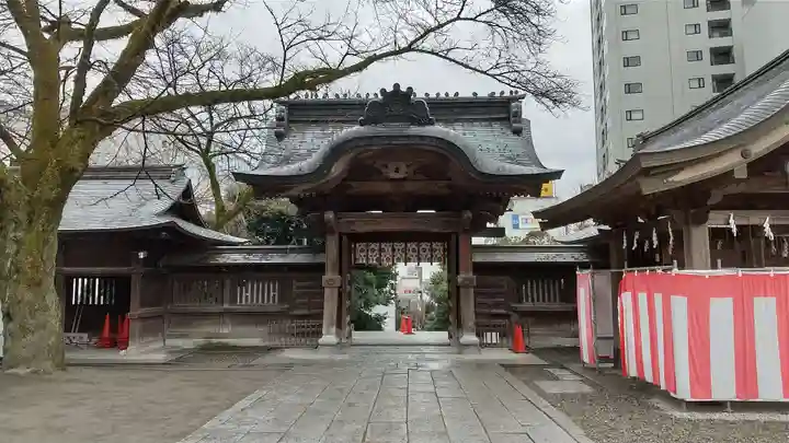 宇都宮二荒山神社の山門・神門