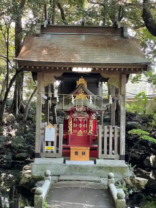 泉神社の末社・摂社