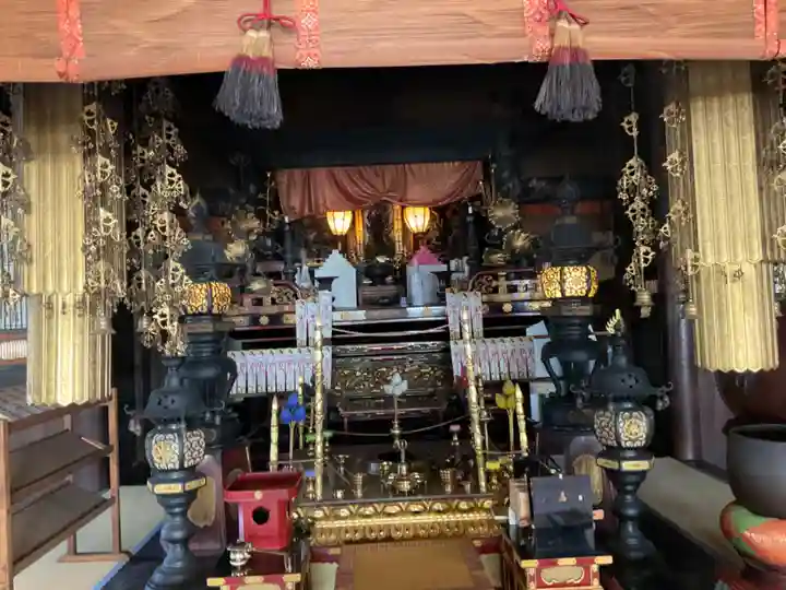 圓能寺の本殿・本堂