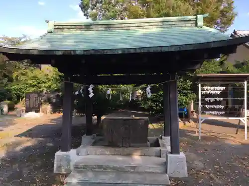 楊原神社の手水舎