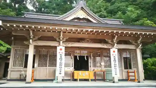 高千穂神社の本殿