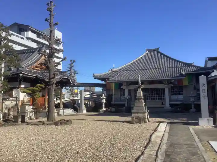 秋葉山 常光院の本殿・本堂