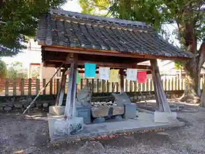 八所神社(八所社)の手水舎