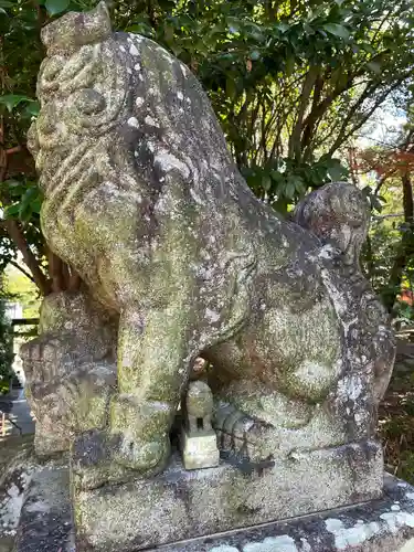 上野神社の狛犬