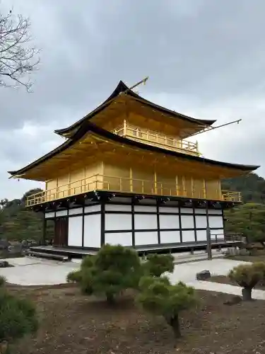 鹿苑寺（金閣寺）の{uncategorized: "未分類", other: "その他", undefined: "問題あり", building: "その他建物", grave: "お墓", sacred_gate: "鳥居", guardian: "狛犬", statue: "像", buddha: "仏像", history: "歴史", nature: "自然", garden: "庭園", animal: "動物", pagoda: "塔", temizu: "手水舎", mountain_gate: "山門・神門", sanctuary: "本殿・本堂", subordinate: "末社・摂社", art: "芸術", scenery: "景色", jizo: "地蔵", ema: "絵馬", goshuin: "御朱印", omikuji: "おみくじ", items: "授与品その他", amulet: "お守り", goshuincho: "御朱印帳", eats: "食事", festival: "お祭り", votive_dance: "神楽", shichigosan: "七五三参", wedding: "結婚式", experience: "体験その他", initially: "初詣", around: "周辺", anti_infection: "感染症対策"}