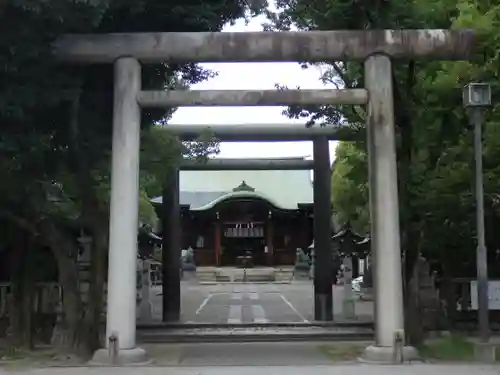 溝旗神社（肇國神社）の鳥居