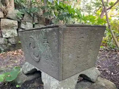 蓬島弁財天の手水舎