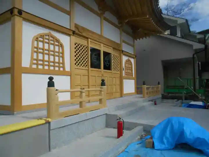 別願寺の本殿・本堂