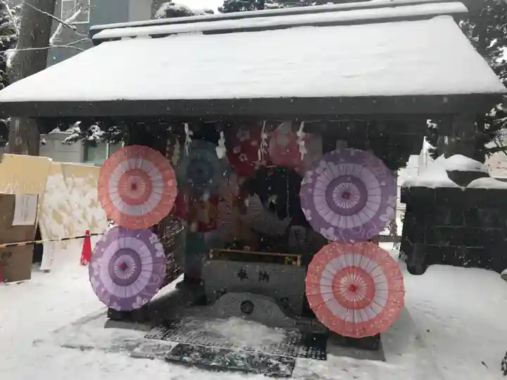札幌諏訪神社の手水舎