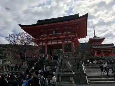 清水寺の山門・神門