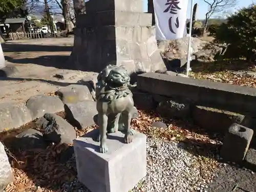 白鳥神社の狛犬
