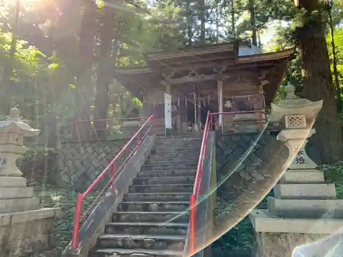 桜松神社の本殿