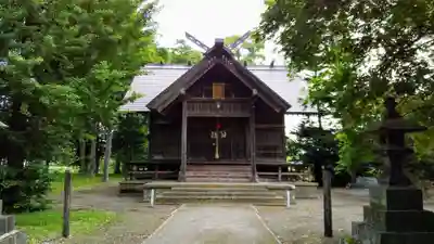 芽生神社の本殿・本堂