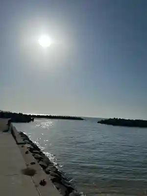 舞子六神社／まいこむの宮の{uncategorized: "未分類", other: "その他", undefined: "問題あり", building: "その他建物", grave: "お墓", sacred_gate: "鳥居", guardian: "狛犬", statue: "像", buddha: "仏像", history: "歴史", nature: "自然", garden: "庭園", animal: "動物", pagoda: "塔", temizu: "手水舎", mountain_gate: "山門・神門", sanctuary: "本殿・本堂", subordinate: "末社・摂社", art: "芸術", scenery: "景色", jizo: "地蔵", ema: "絵馬", goshuin: "御朱印", omikuji: "おみくじ", items: "授与品その他", amulet: "お守り", goshuincho: "御朱印帳", eats: "食事", festival: "お祭り", votive_dance: "神楽", shichigosan: "七五三参", wedding: "結婚式", experience: "体験その他", initially: "初詣", around: "周辺", anti_infection: "感染症対策"}
