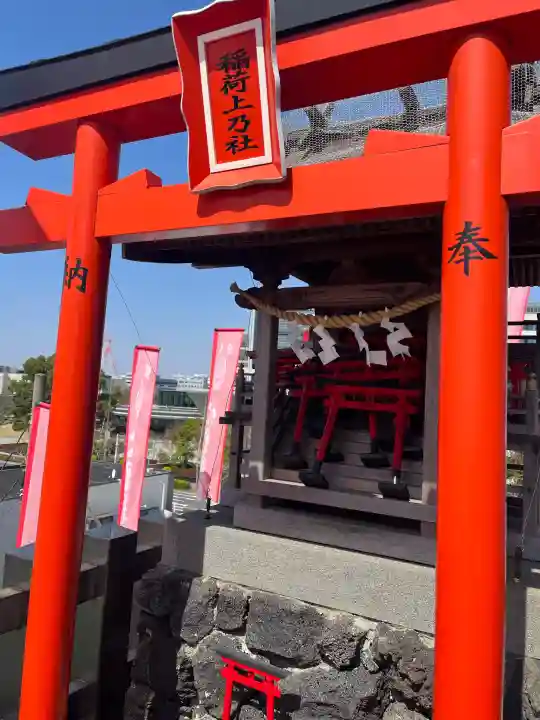 東京羽田 穴守稲荷神社の{uncategorized: "未分類", other: "その他", undefined: "問題あり", building: "その他建物", grave: "お墓", sacred_gate: "鳥居", guardian: "狛犬", statue: "像", buddha: "仏像", history: "歴史", nature: "自然", garden: "庭園", animal: "動物", pagoda: "塔", temizu: "手水舎", mountain_gate: "山門・神門", sanctuary: "本殿・本堂", subordinate: "末社・摂社", art: "芸術", scenery: "景色", jizo: "地蔵", ema: "絵馬", goshuin: "御朱印", omikuji: "おみくじ", items: "授与品その他", amulet: "お守り", goshuincho: "御朱印帳", eats: "食事", festival: "お祭り", votive_dance: "神楽", shichigosan: "七五三参", wedding: "結婚式", experience: "体験その他", initially: "初詣", around: "周辺", anti_infection: "感染症対策"}