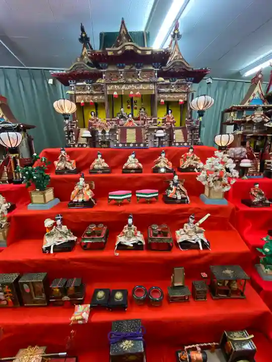 宇佐八幡宮の{uncategorized: "未分類", other: "その他", undefined: "問題あり", building: "その他建物", grave: "お墓", sacred_gate: "鳥居", guardian: "狛犬", statue: "像", buddha: "仏像", history: "歴史", nature: "自然", garden: "庭園", animal: "動物", pagoda: "塔", temizu: "手水舎", mountain_gate: "山門・神門", sanctuary: "本殿・本堂", subordinate: "末社・摂社", art: "芸術", scenery: "景色", jizo: "地蔵", ema: "絵馬", goshuin: "御朱印", omikuji: "おみくじ", items: "授与品その他", amulet: "お守り", goshuincho: "御朱印帳", eats: "食事", festival: "お祭り", votive_dance: "神楽", shichigosan: "七五三参", wedding: "結婚式", experience: "体験その他", initially: "初詣", around: "周辺", anti_infection: "感染症対策"}