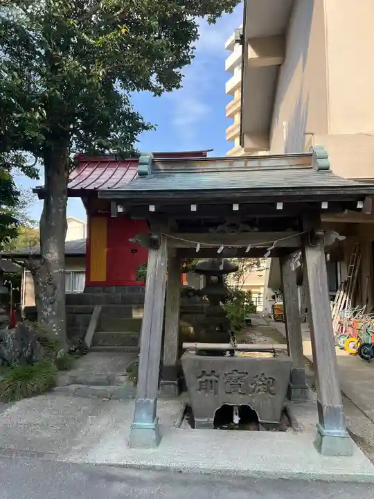 新橋浅間神社の手水舎